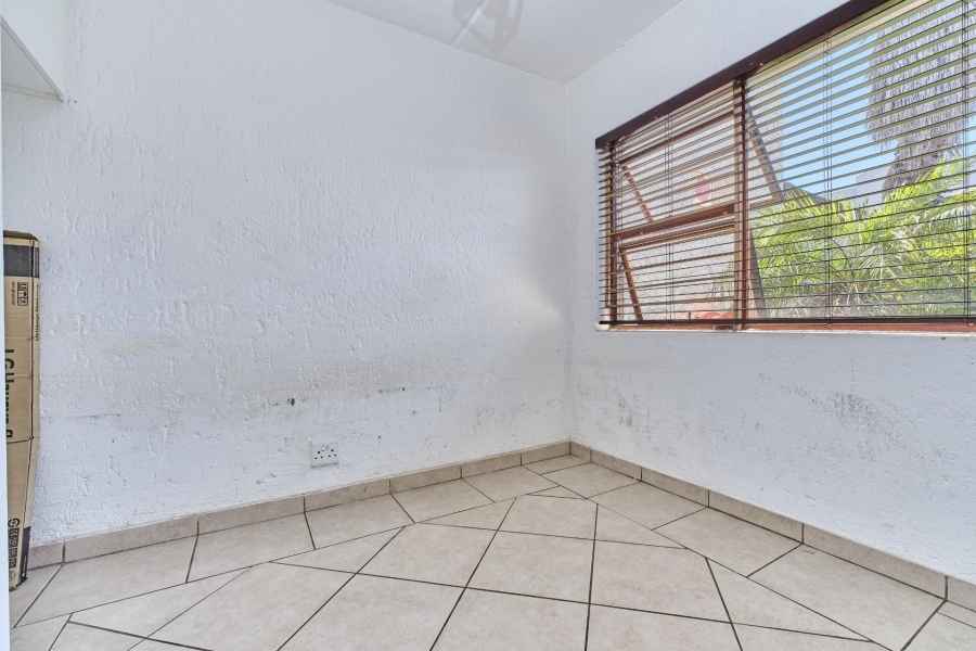 To Let 2 Bedroom Property for Rent in Paulshof Gauteng