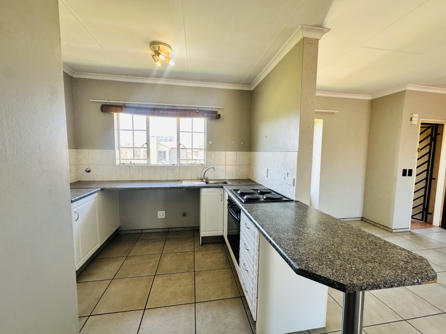 To Let 2 Bedroom Property for Rent in Brentwood Park Gauteng