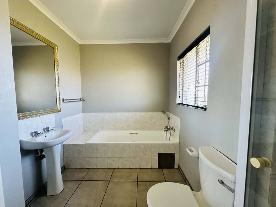 To Let 2 Bedroom Property for Rent in Brentwood Park Gauteng