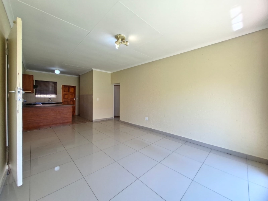 To Let 2 Bedroom Property for Rent in Kyalami Hills Gauteng