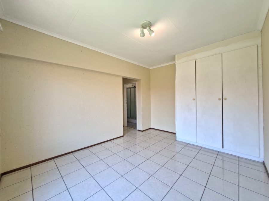 To Let 2 Bedroom Property for Rent in Kyalami Hills Gauteng