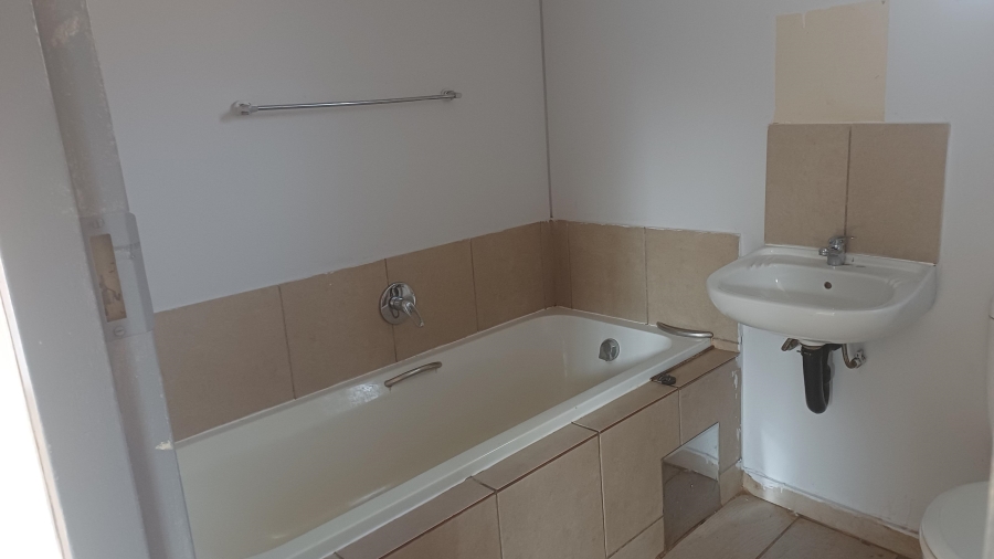 4 Bedroom Property for Sale in Sky City Gauteng