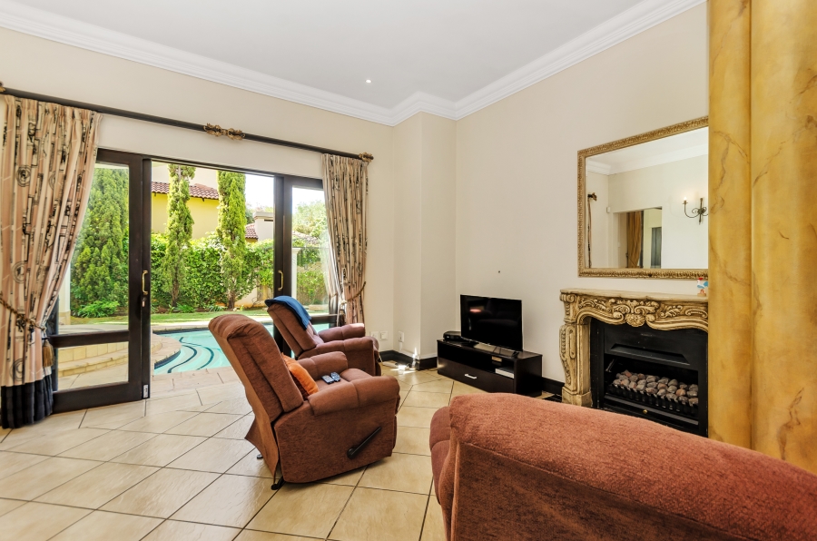 To Let 4 Bedroom Property for Rent in Dainfern Gauteng