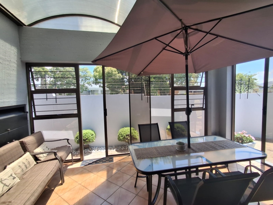 2 Bedroom Property for Sale in Beyers Park Gauteng