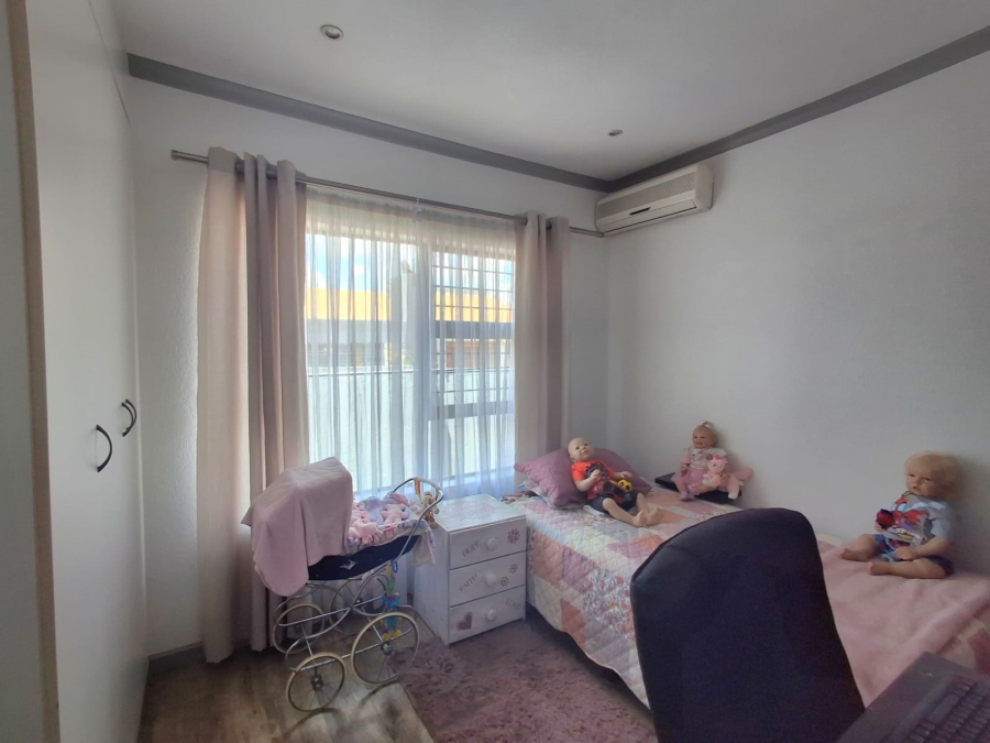 2 Bedroom Property for Sale in Beyers Park Gauteng