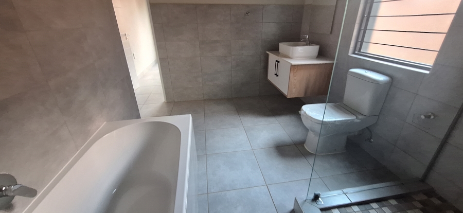 To Let 2 Bedroom Property for Rent in Olympus AH Gauteng