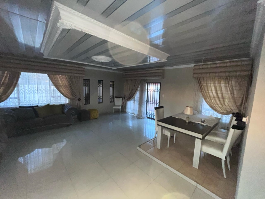 5 Bedroom Property for Sale in Culemborg Park Gauteng