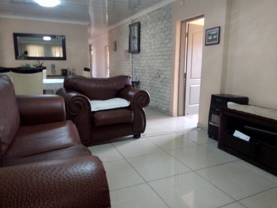 5 Bedroom Property for Sale in Culemborg Park Gauteng