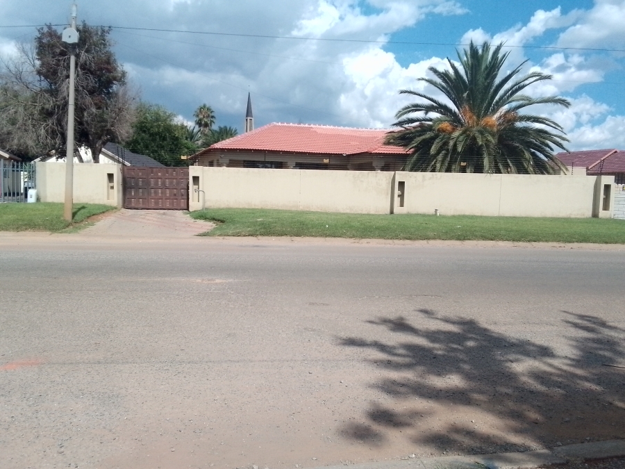 5 Bedroom Property for Sale in Culemborg Park Gauteng