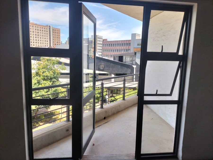 To Let 1 Bedroom Property for Rent in Maboneng Gauteng