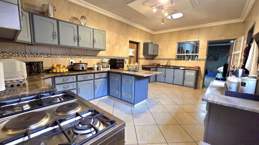 3 Bedroom Property for Sale in Brackenhurst Gauteng