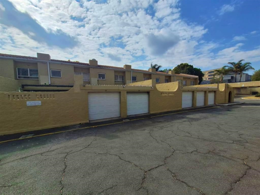 2 Bedroom Property for Sale in Blackheath Gauteng