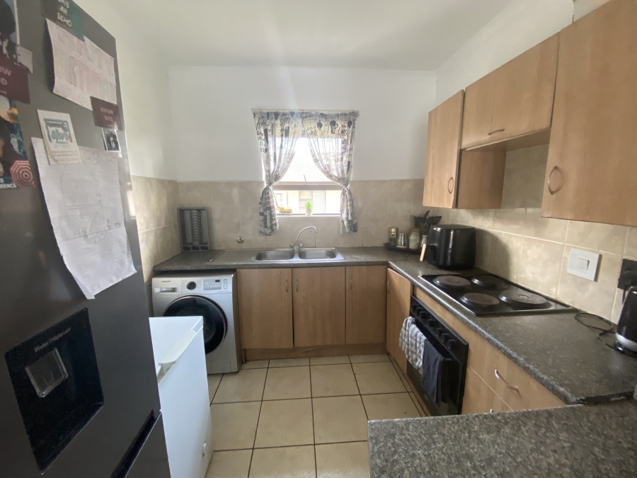 2 Bedroom Property for Sale in Parkrand Gauteng