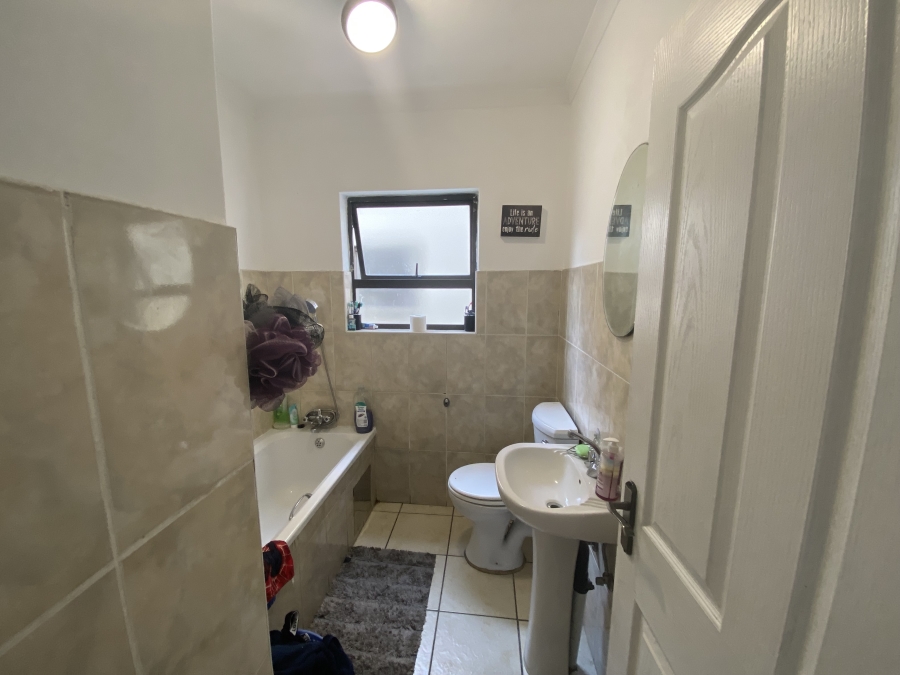 2 Bedroom Property for Sale in Parkrand Gauteng