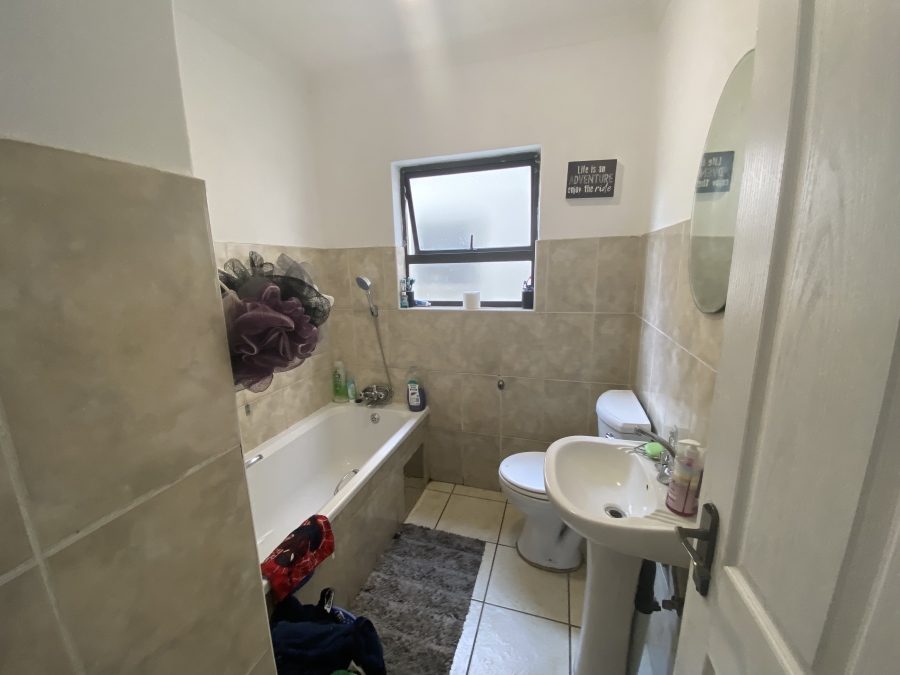 2 Bedroom Property for Sale in Parkrand Gauteng