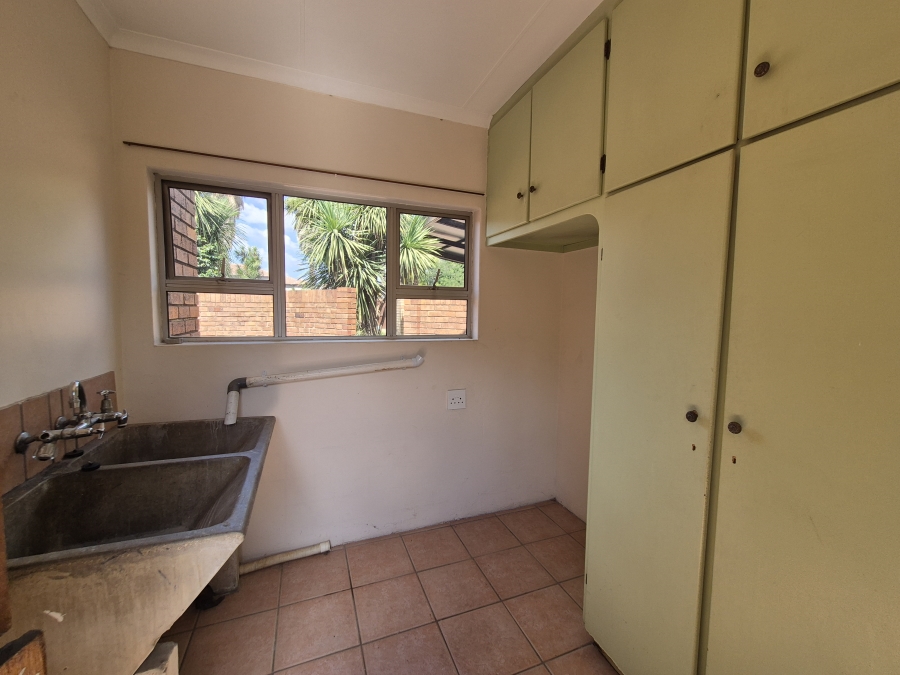 4 Bedroom Property for Sale in Presidents Dam Gauteng