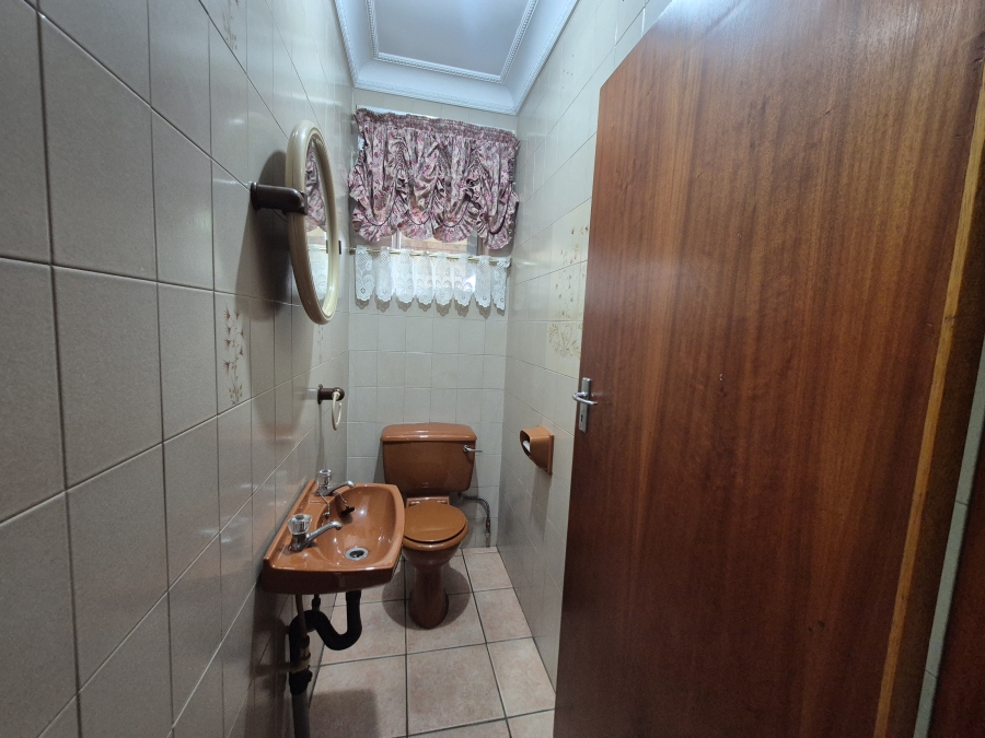 4 Bedroom Property for Sale in Presidents Dam Gauteng