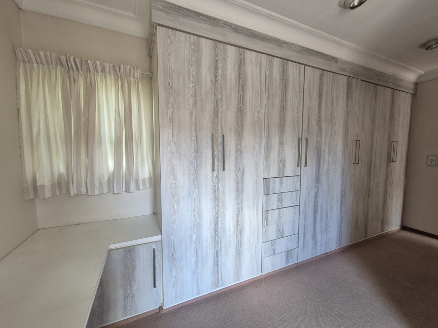 4 Bedroom Property for Sale in Presidents Dam Gauteng