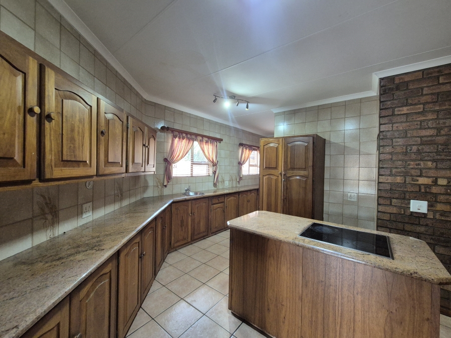 4 Bedroom Property for Sale in Presidents Dam Gauteng