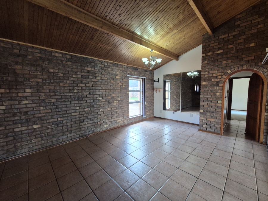 4 Bedroom Property for Sale in Presidents Dam Gauteng