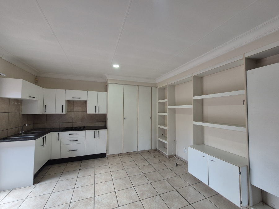 4 Bedroom Property for Sale in Presidents Dam Gauteng