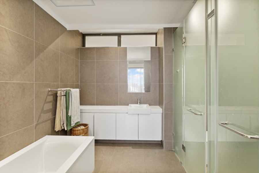 To Let 1 Bedroom Property for Rent in Morningside Gauteng