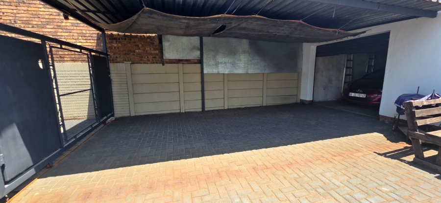 3 Bedroom Property for Sale in Vanderbijlpark SE 6 Gauteng