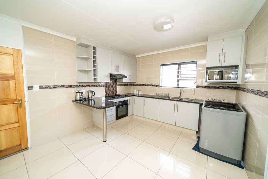 3 Bedroom Property for Sale in Parkrand Gauteng