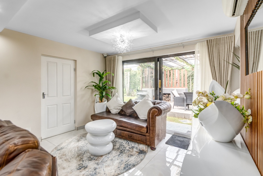 4 Bedroom Property for Sale in Cedar Lakes Gauteng