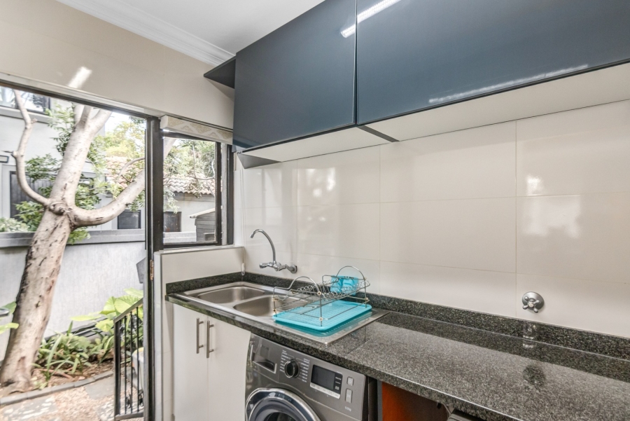 4 Bedroom Property for Sale in Cedar Lakes Gauteng