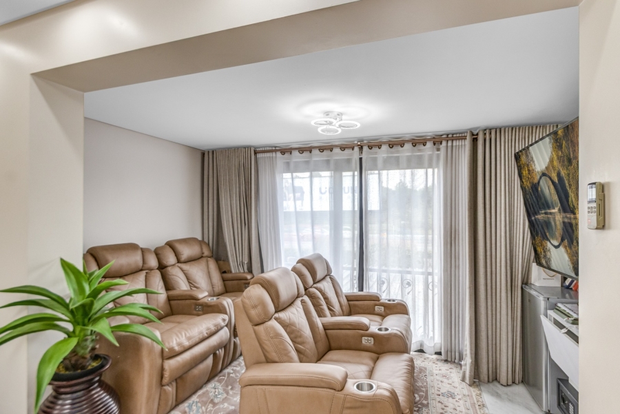 4 Bedroom Property for Sale in Cedar Lakes Gauteng