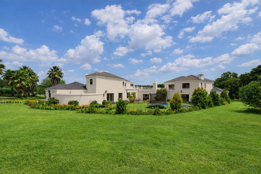 5 Bedroom Property for Sale in Lanseria Gauteng
