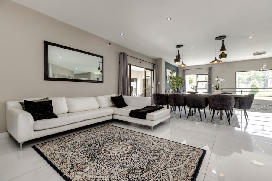 5 Bedroom Property for Sale in Lanseria Gauteng
