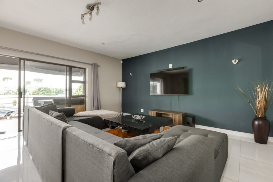 5 Bedroom Property for Sale in Lanseria Gauteng