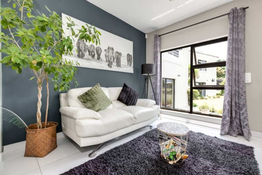 5 Bedroom Property for Sale in Lanseria Gauteng