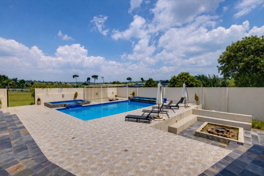 5 Bedroom Property for Sale in Lanseria Gauteng