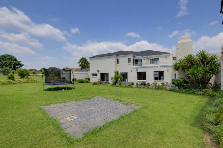 5 Bedroom Property for Sale in Lanseria Gauteng