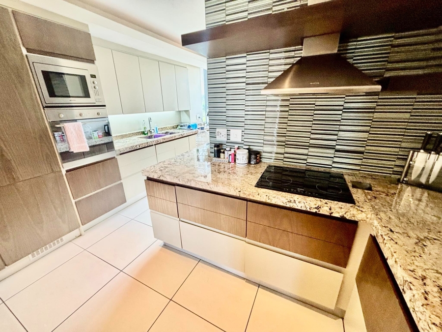 To Let 2 Bedroom Property for Rent in Morningside Gauteng