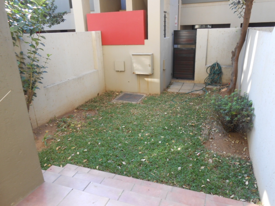 To Let 0 Bedroom Property for Rent in Lonehill Gauteng