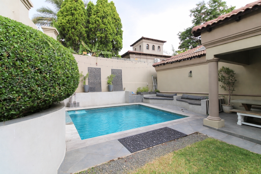 3 Bedroom Property for Sale in Bryanston Gauteng