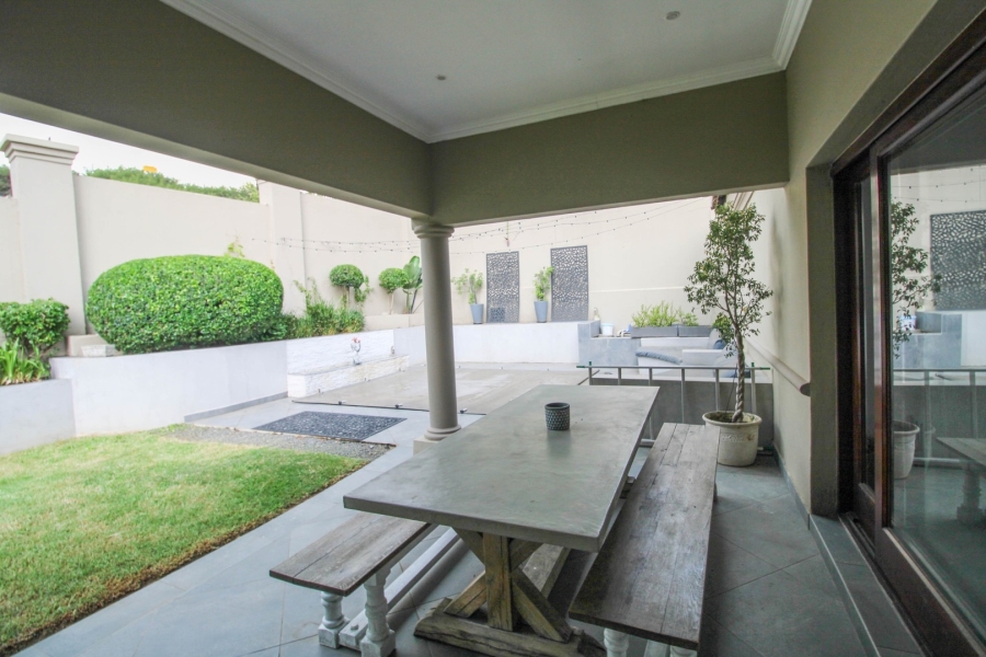 3 Bedroom Property for Sale in Bryanston Gauteng