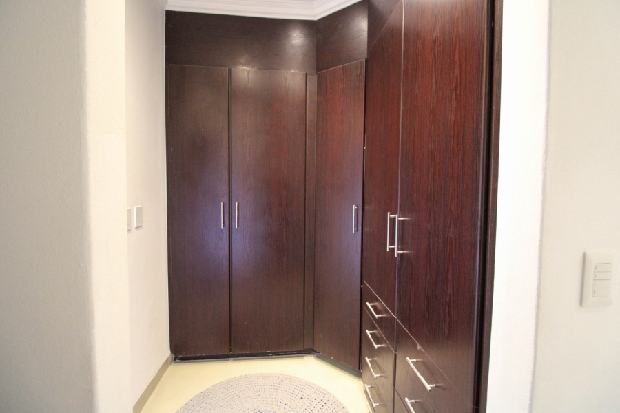 3 Bedroom Property for Sale in Bryanston Gauteng