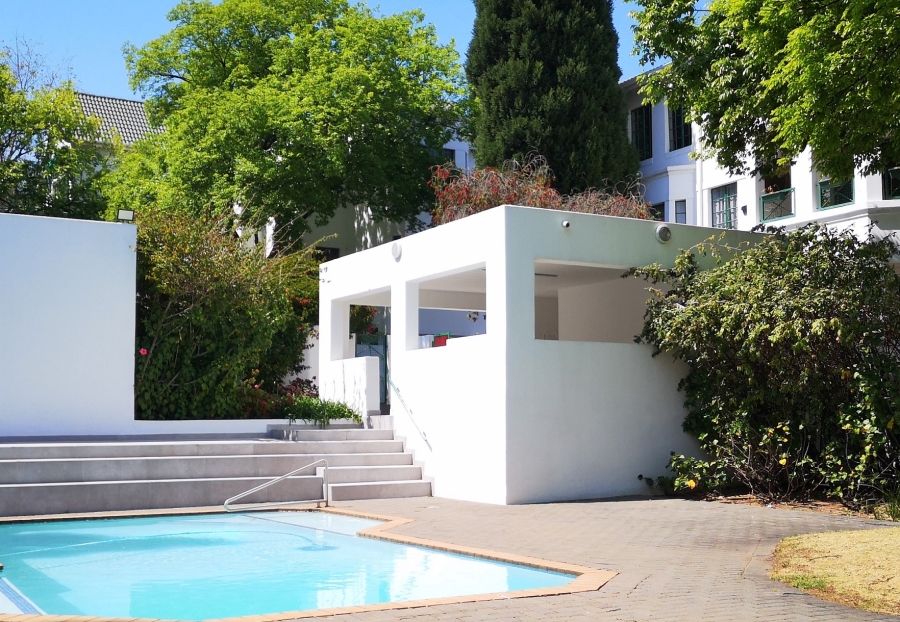 To Let 2 Bedroom Property for Rent in Dunkeld West Gauteng