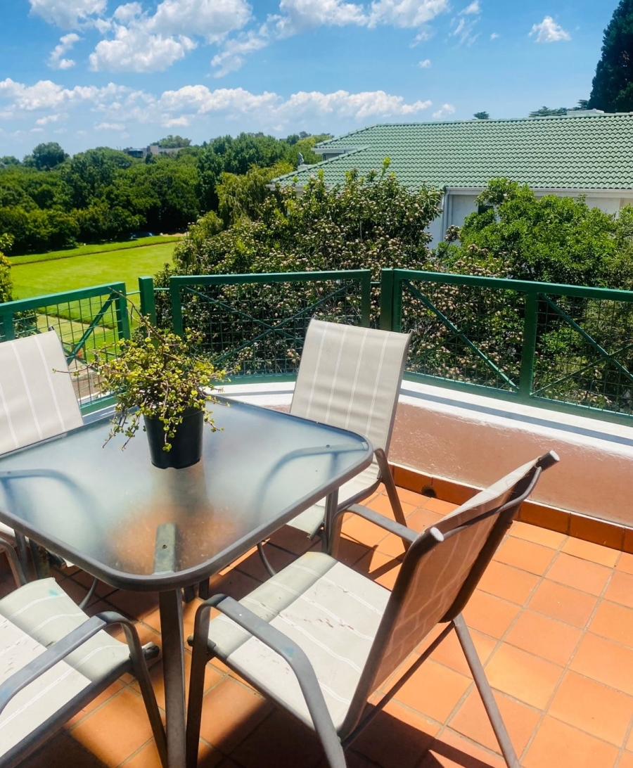 To Let 2 Bedroom Property for Rent in Dunkeld West Gauteng