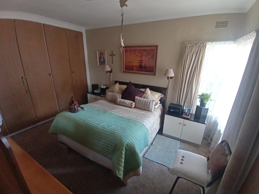 3 Bedroom Property for Sale in Suideroord Gauteng