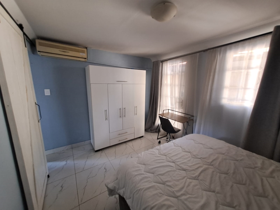 To Let 1 Bedroom Property for Rent in Sandown Estate Gauteng