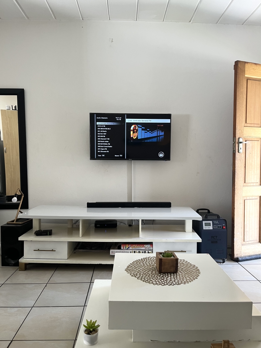 2 Bedroom Property for Sale in Noordwyk Gauteng