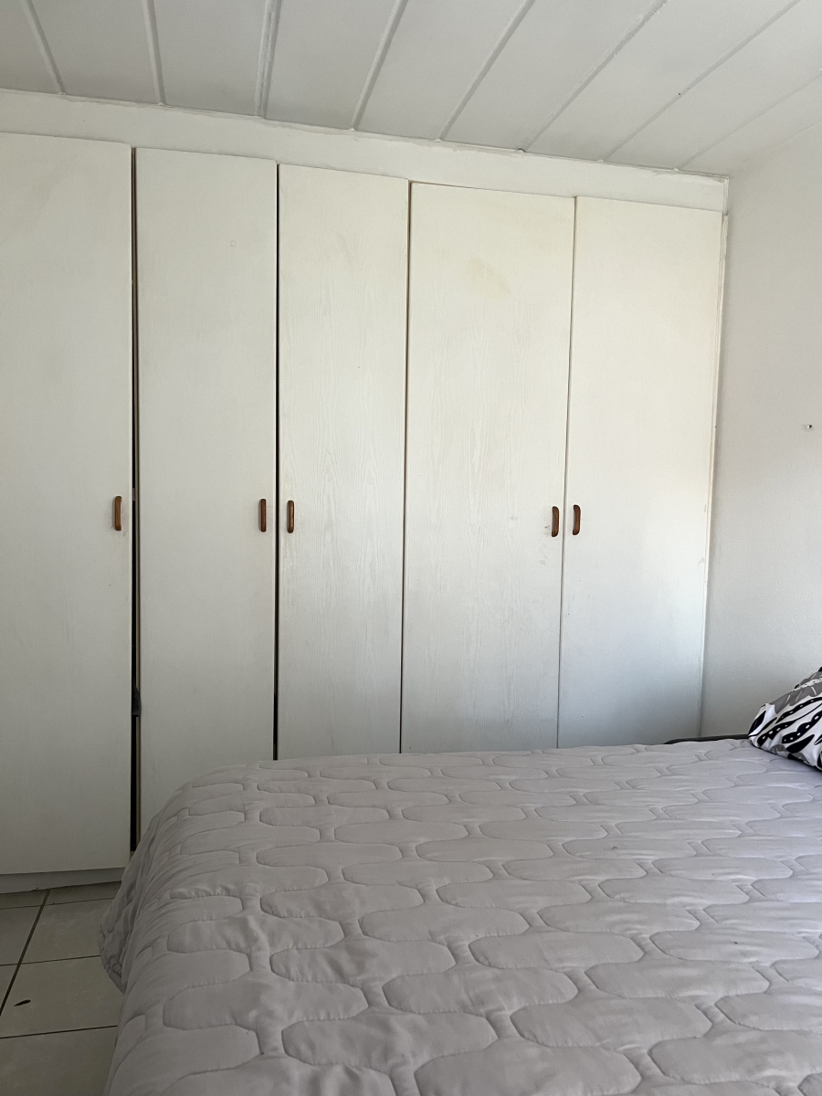 2 Bedroom Property for Sale in Noordwyk Gauteng