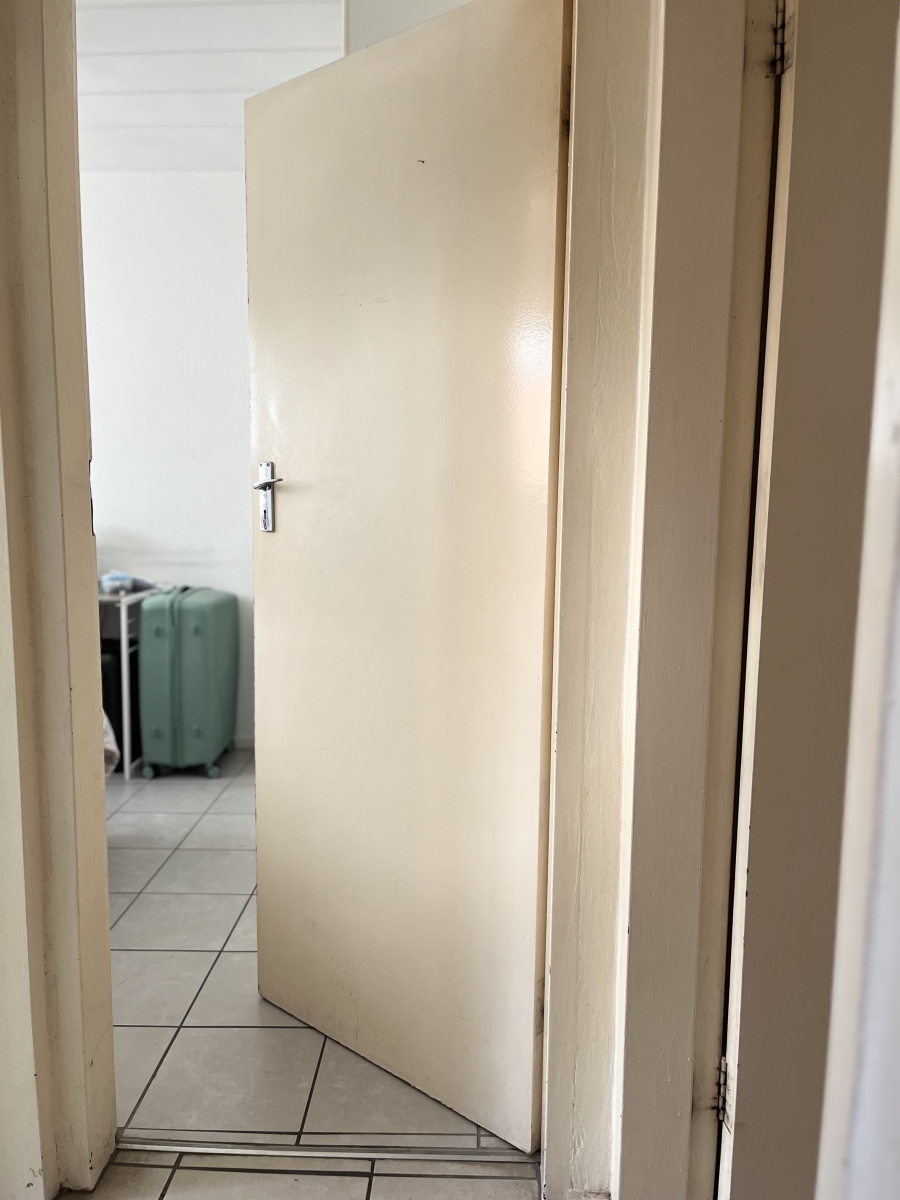 2 Bedroom Property for Sale in Noordwyk Gauteng