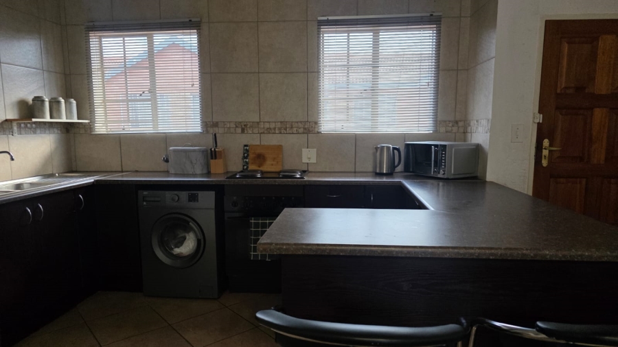 1 Bedroom Property for Sale in The Reeds Gauteng